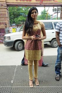 Pranitha feet photo 20
