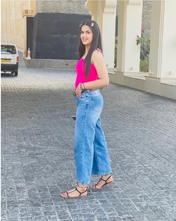 Pranjal Dahiya feet photo 3