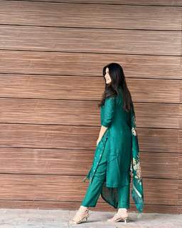 Pranjal Dahiya feet photo 18