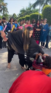 Pranjal Dahiya feet photo 9
