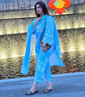 Pranjal Dahiya feet photo 3
