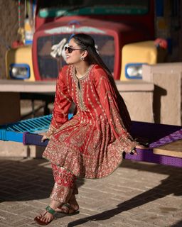Pranjal Dahiya feet photo 14