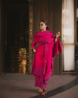 Pranjal Dahiya feet photo 9