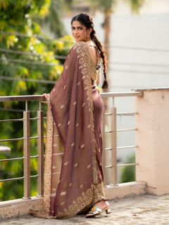 Pranjal Dahiya feet photo 8