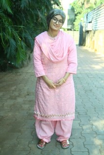 Pratibha Ranta feet photo 9