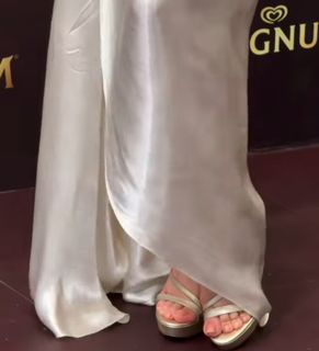 Pratibha Ranta feet photo 12