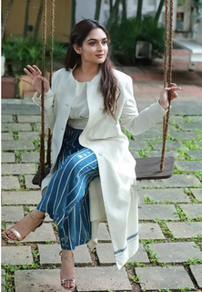 Prayaga Martin feet photo 4