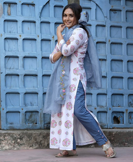 Prayaga Martin feet photo 16