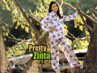 Preity G Zinta feet photo thumbnail