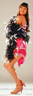 Preity G Zinta feet photo thumbnail