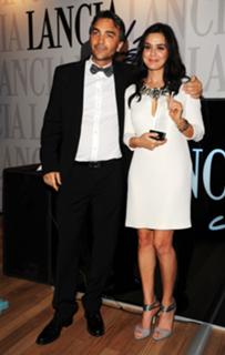 Preity G Zinta feet photo thumbnail
