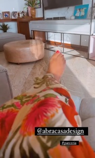 Preta Gil feet photo 8