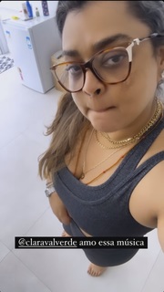 Preta Gil feet photo 12