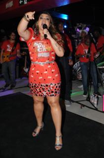 Preta Gil feet photo 17