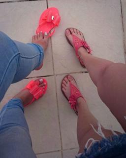 Princesa Kinder feet photo 1
