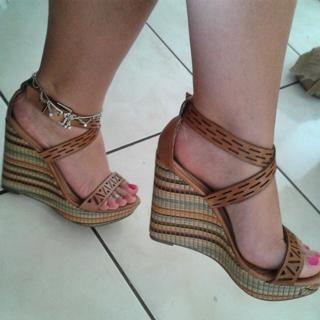 Princesa Kinder feet photo 4