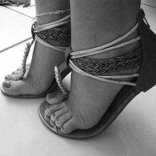 Princesa Kinder feet photo 1