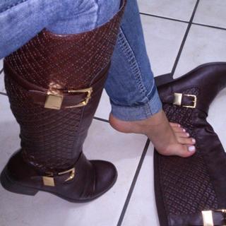 Princesa Kinder feet photo 8