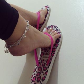 Princesa Kinder feet photo 5