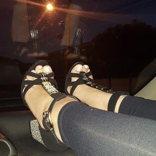 Princesa Kinder feet photo 11