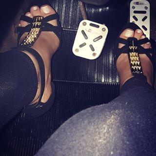 Princesa Kinder feet photo 7
