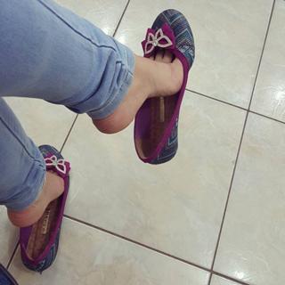 Princesa Kinder feet photo 15