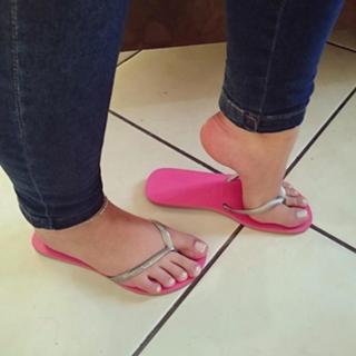 Princesa Kinder feet photo 14