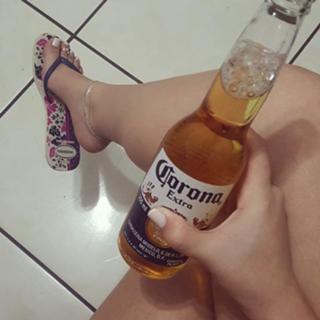 Princesa Kinder feet photo 8