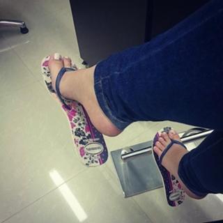 Princesa Kinder feet photo 14