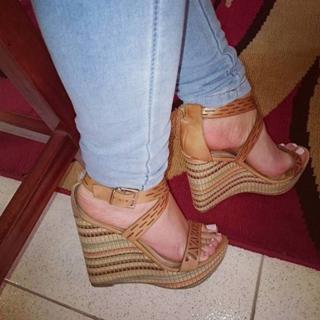 Princesa Kinder feet photo 7