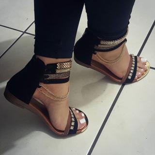 Princesa Kinder feet photo 15
