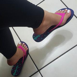Princesa Kinder feet photo 15