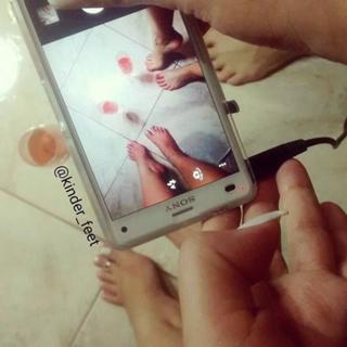 Princesa Kinder feet photo 15