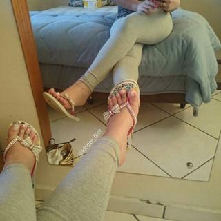 Princesa Kinder feet photo 13