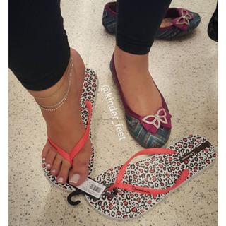 Princesa Kinder feet photo 9
