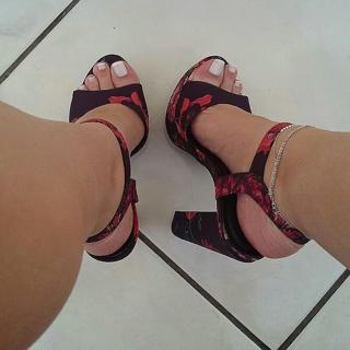 Princesa Kinder feet photo 20