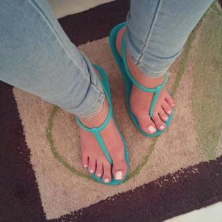 Princesa Kinder feet photo 13