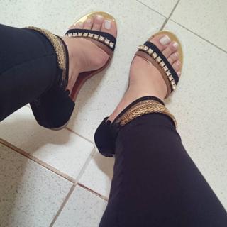 Princesa Kinder feet photo 10