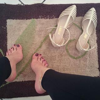 Princesa Kinder feet photo 20