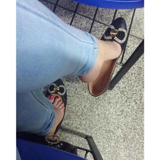 Princesa Kinder feet photo 17