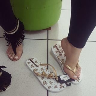 Princesa Kinder feet photo 4