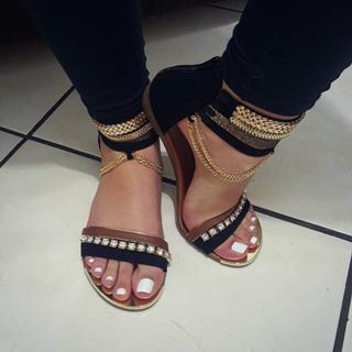 Princesa Kinder feet photo 11