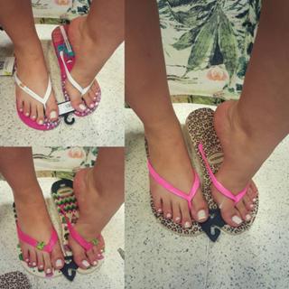 Princesa Kinder feet photo 16