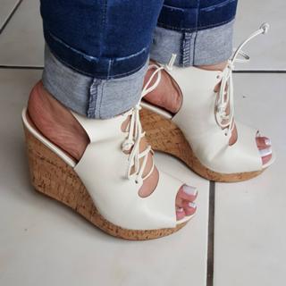 Princesa Kinder feet photo 19