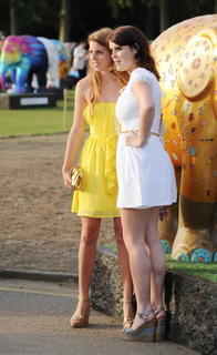 Princess Beatrice feet photo 6