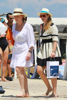 Princess Beatrice feet photo 15