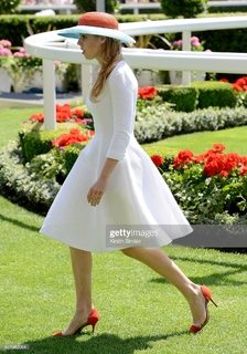 Princess Beatrice feet photo 14