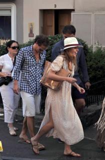 Princess Beatrice feet photo 3