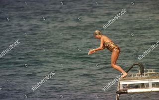 Princess Diana feet photo thumbnail