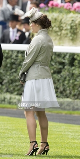 Princess Eugenie feet photo 15